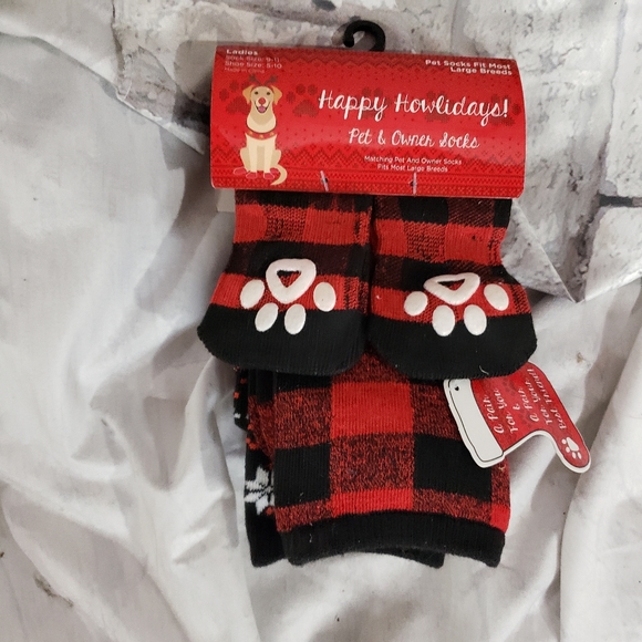 Happy Howlidays Owner and Pet Matching Holiday Socks Large breeds - Picture 1 of 4